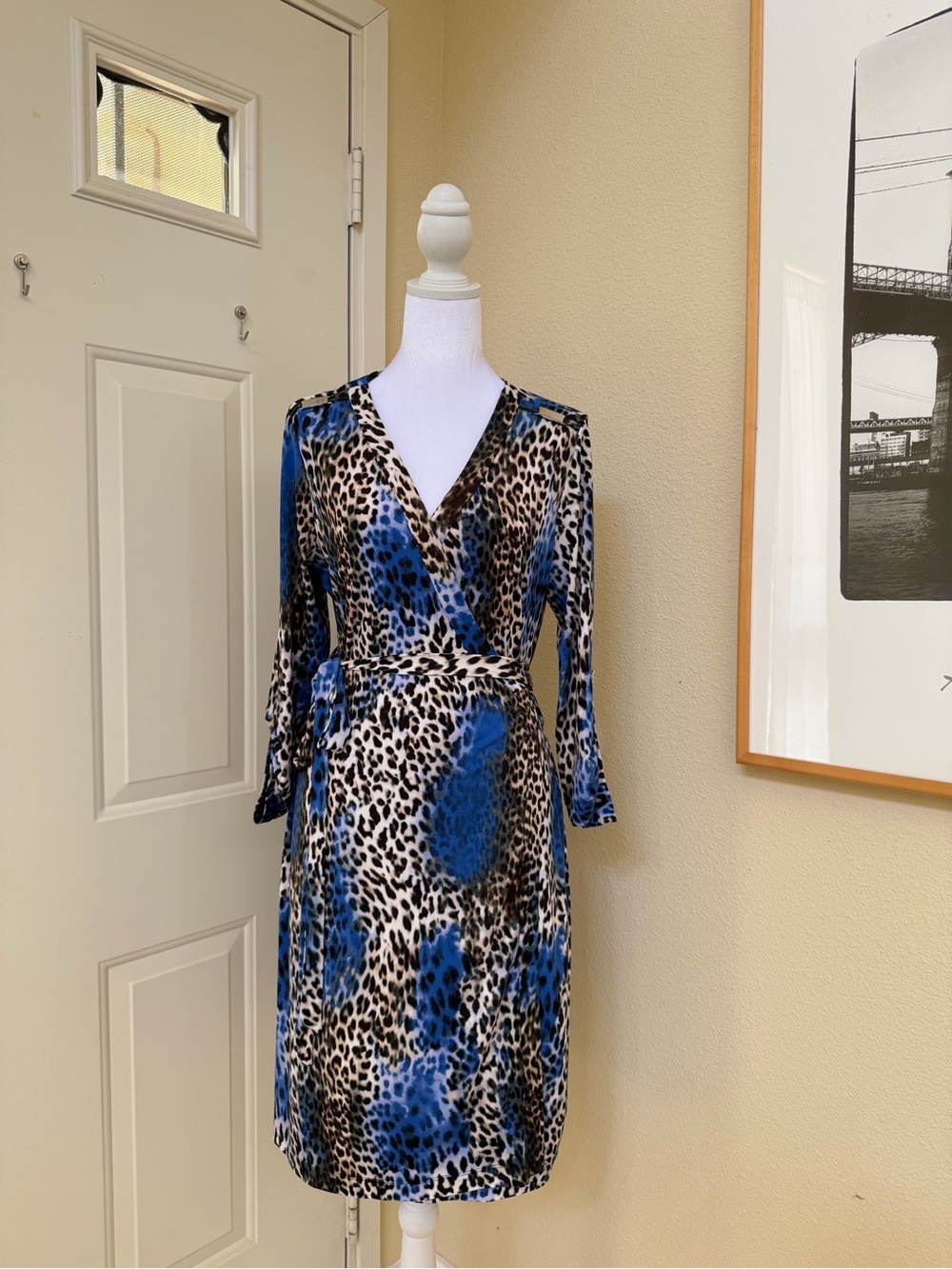 Calvin Klein Blue, Black and White Leopard-Print Wrap Dress Size Large